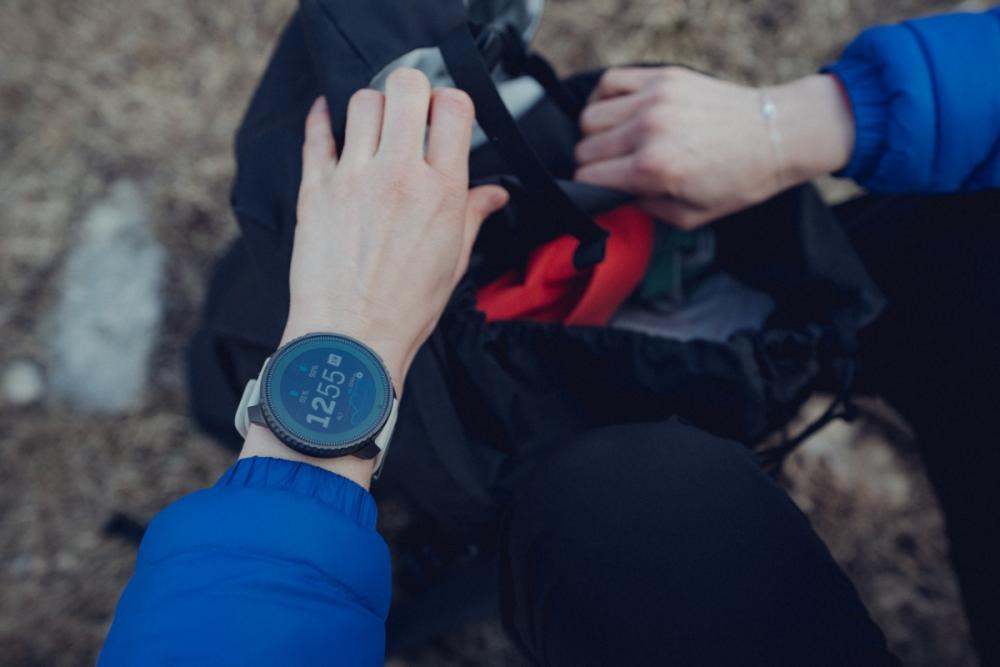 Multisportové hodinky Suunto Vertical