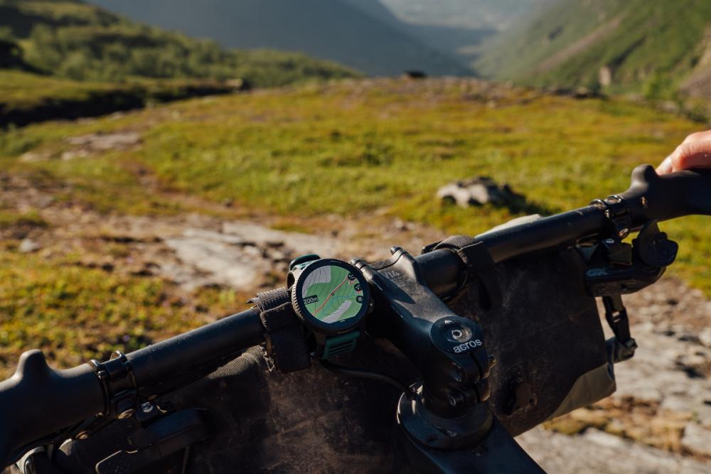 Multisportové hodinky Suunto Vertical 2