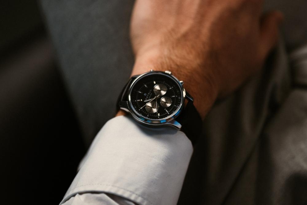 Pánske hodinky DESTELL Circinus Black Silver Leather Chronograph Sapphire
