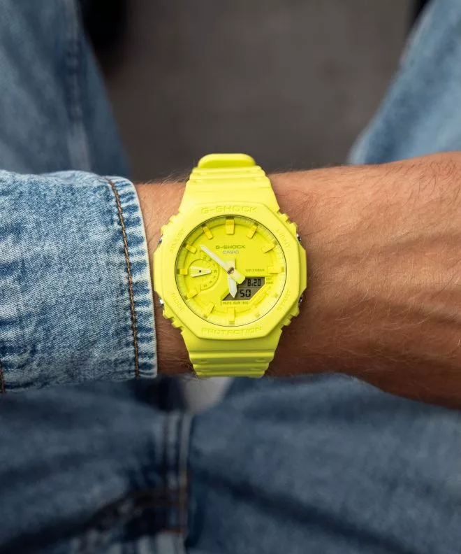 Hodinky pánske Casio G-Shock Classic Tone on Tone Carbon Core Guard GA-2100-9A9ER