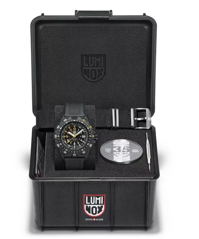 Hodinky pánske Luminox RECON Point Man 8820 Heritage SET XL.8825.H.SET.1