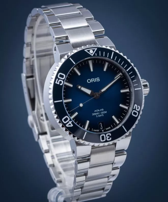 Hodinky pánske Oris Aquis Date Calibre 400 Automatic 01 400 7769 4135-07 8 22 09PEB