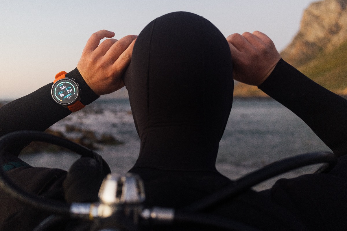 Potápačský počítač a športové hodinky Suunto Ocean