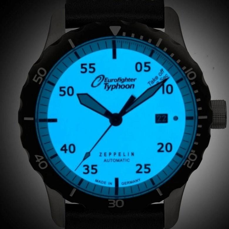 Zegarek Zeppelin 7268-5 - technológia Super-LumiNova