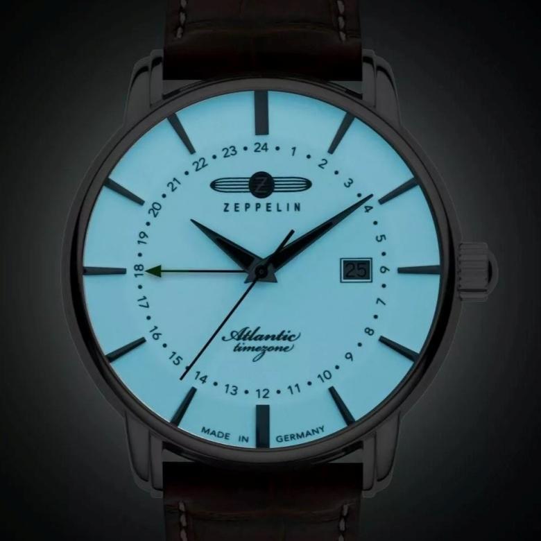 Zegarek Zeppelin 8442-5 - technológia Super-LumiNova