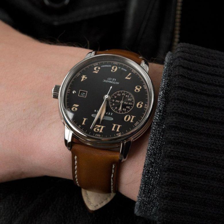 Zegarek Zeppelin 8668-2 - Tarcza